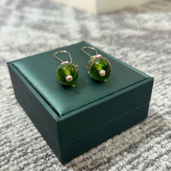 Vintage Rose Lamp Work Glass Olive Green and Gold Teardrop Dangle Earrings✨ - Picture 3 of 4